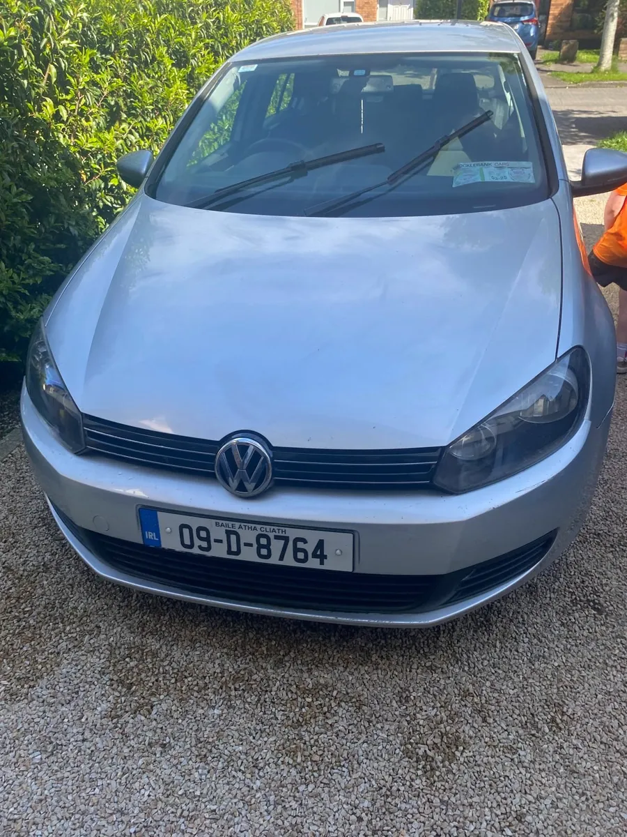 Volkswagen Golf 2009 - Image 1
