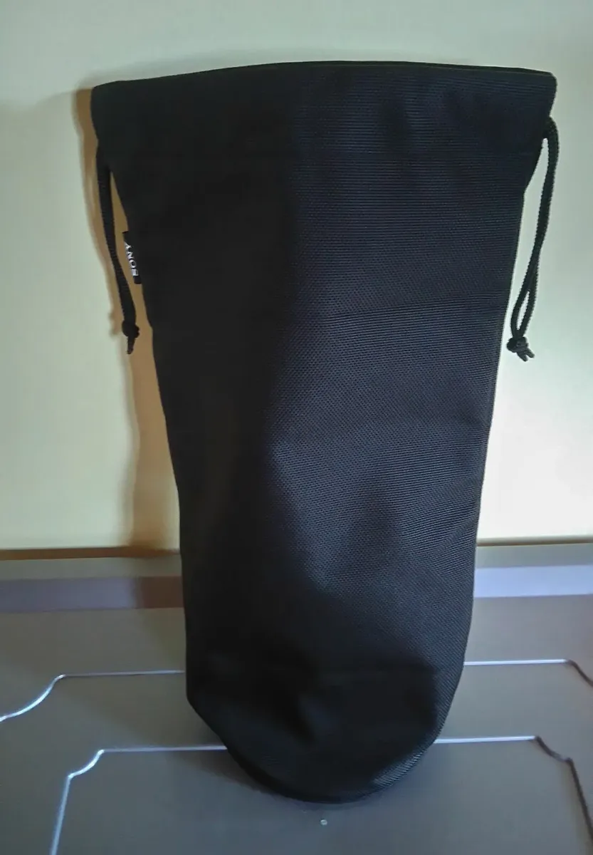 SONY 200-600MM LENS BAG (NEW). - Image 2