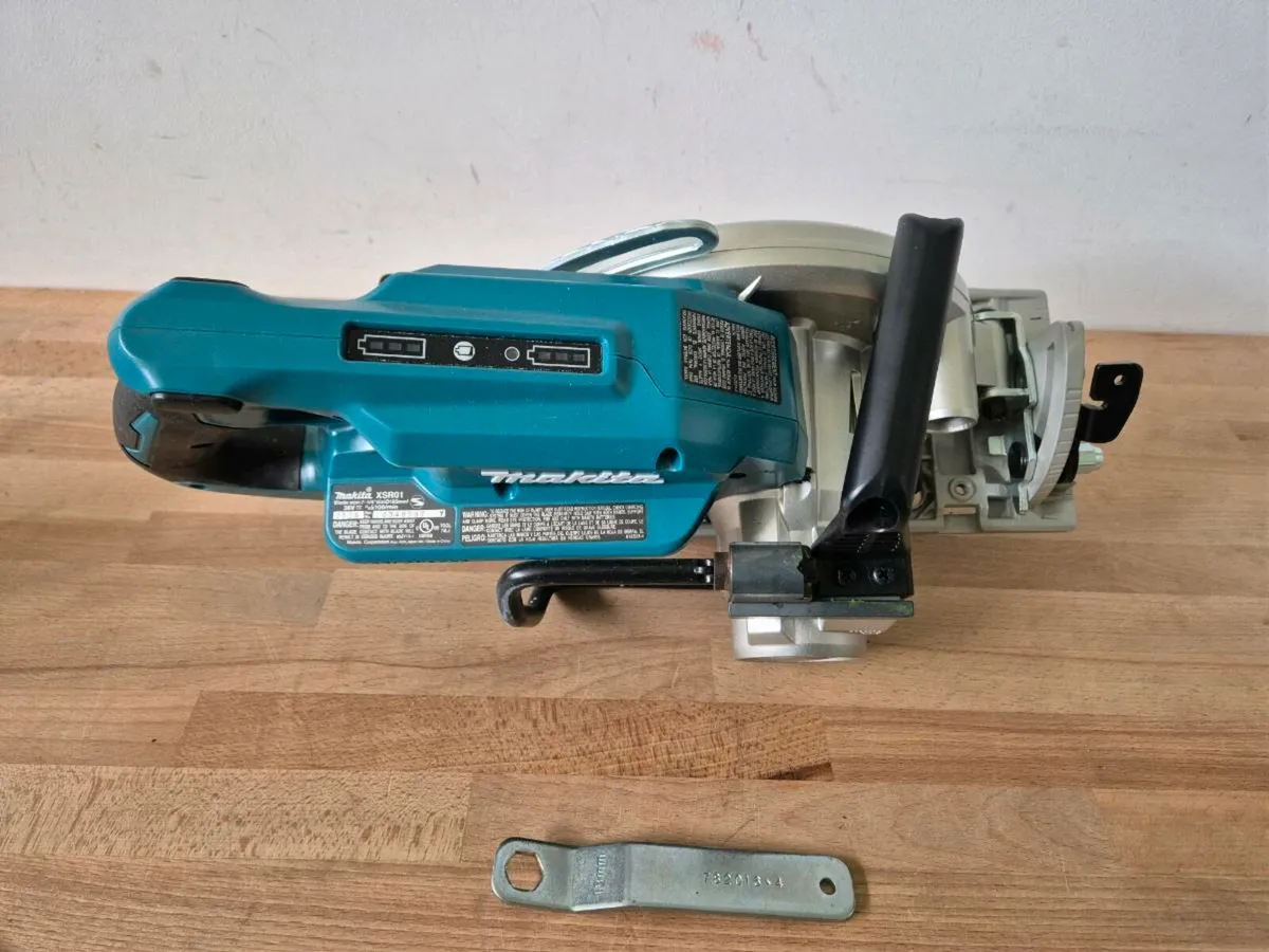 Makita LXT Circular Saw 18v x 2 - Image 2
