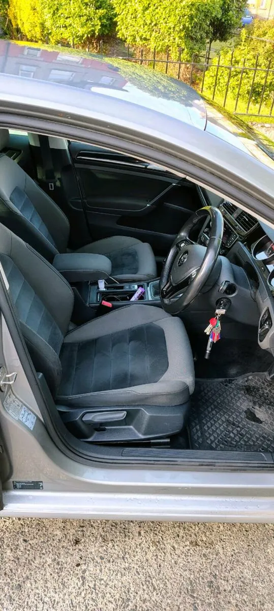 2016 Volkswagen Golf GT Highline - Image 2