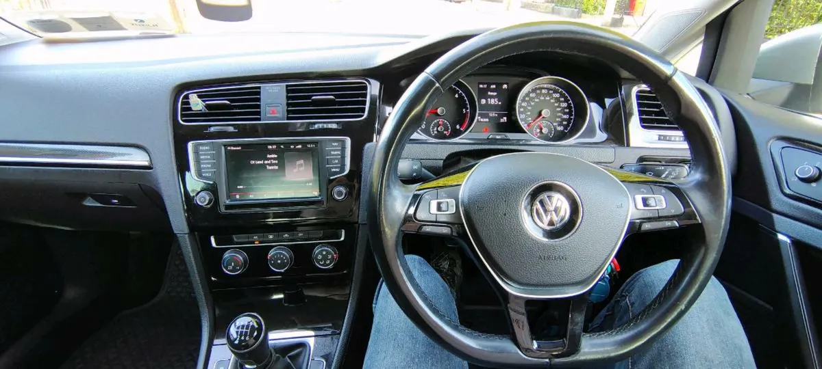 2016 Volkswagen Golf GT Highline - Image 4