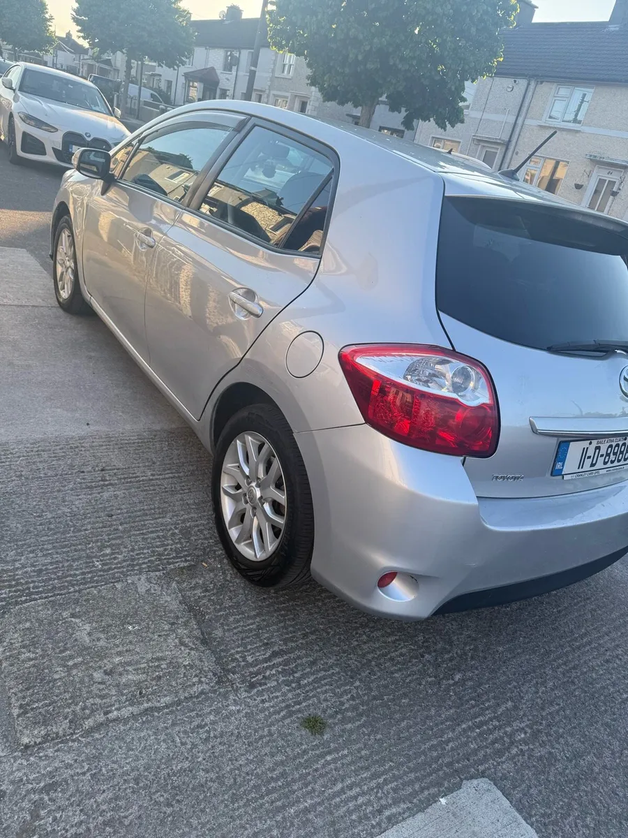Toyota Auris 2011 1.4 diesel - Image 1