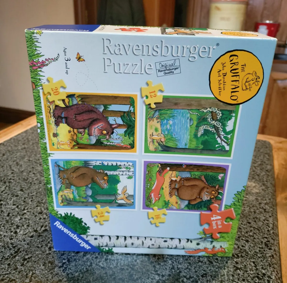 3 JIGSAW PUZZLES ( GOOD CONDITION). - Image 1