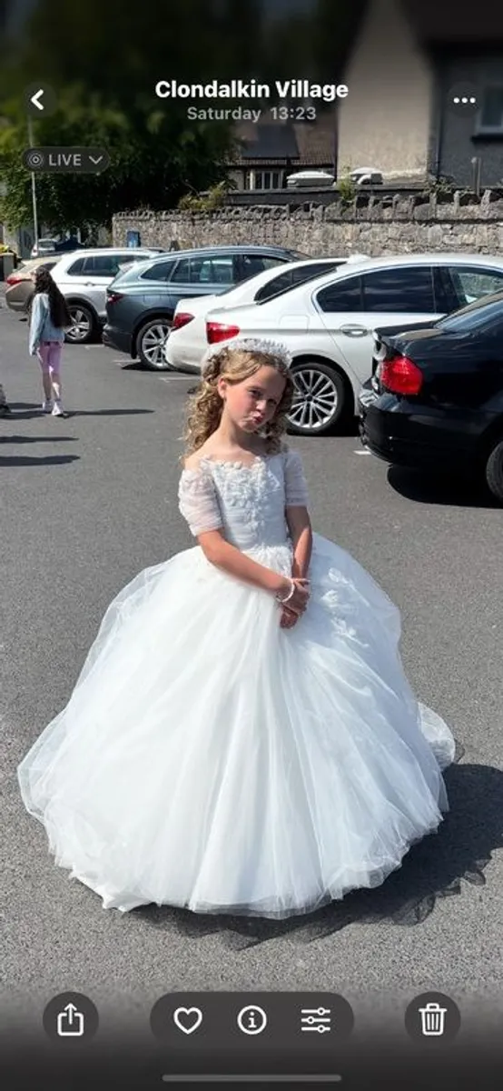 Communion dress - Image 4