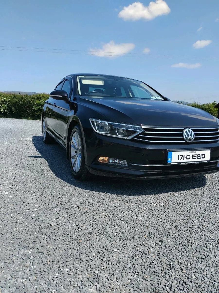 171 Bluemotion Volkswagon Passat - Image 3