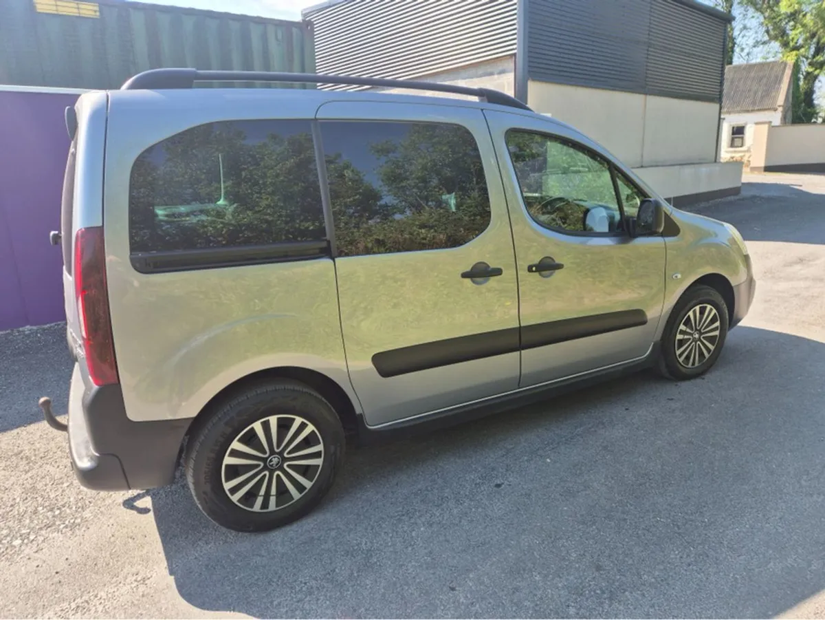 Peugeot Partner Tepee Outdoor 100BHP 5 5DR A - Image 3