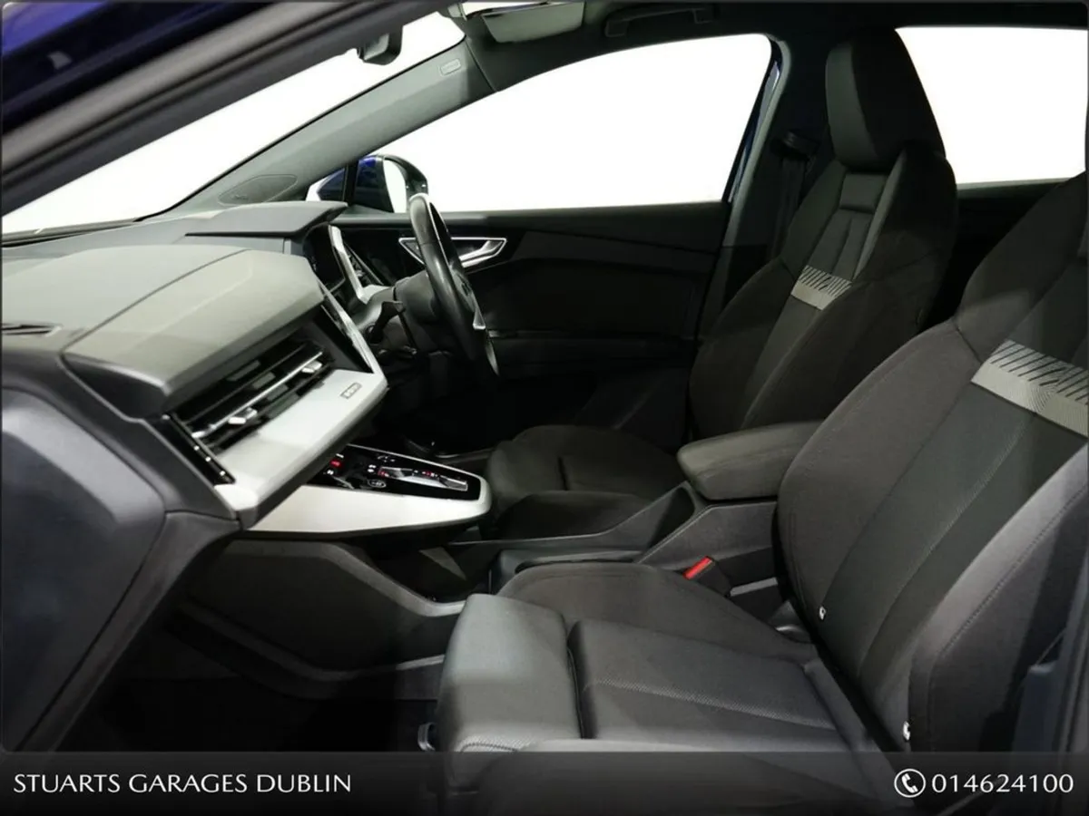 Audi Q4 E-tron Long-range Q4 40  Heads-up Display - Image 3