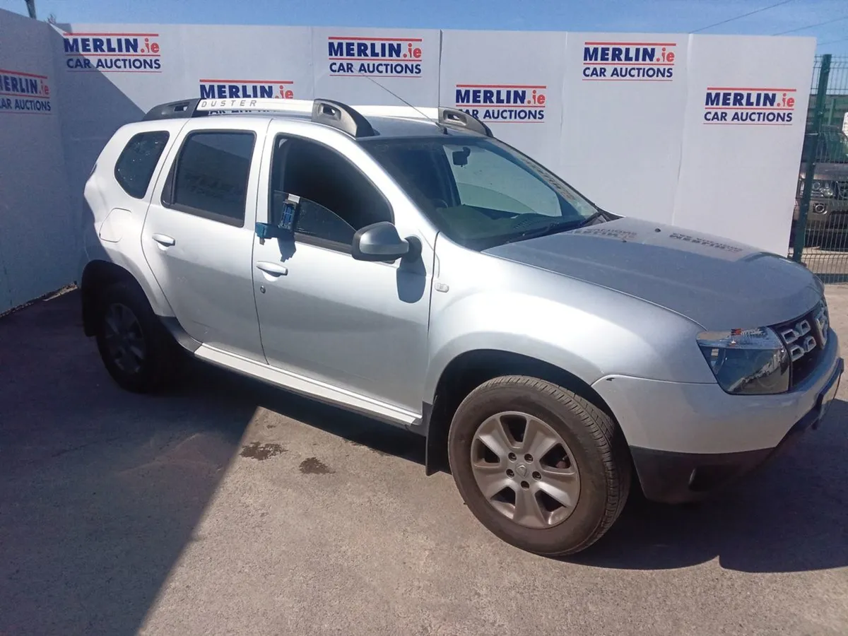 Dacia Duster Commercial Signature 1461 - Image 2