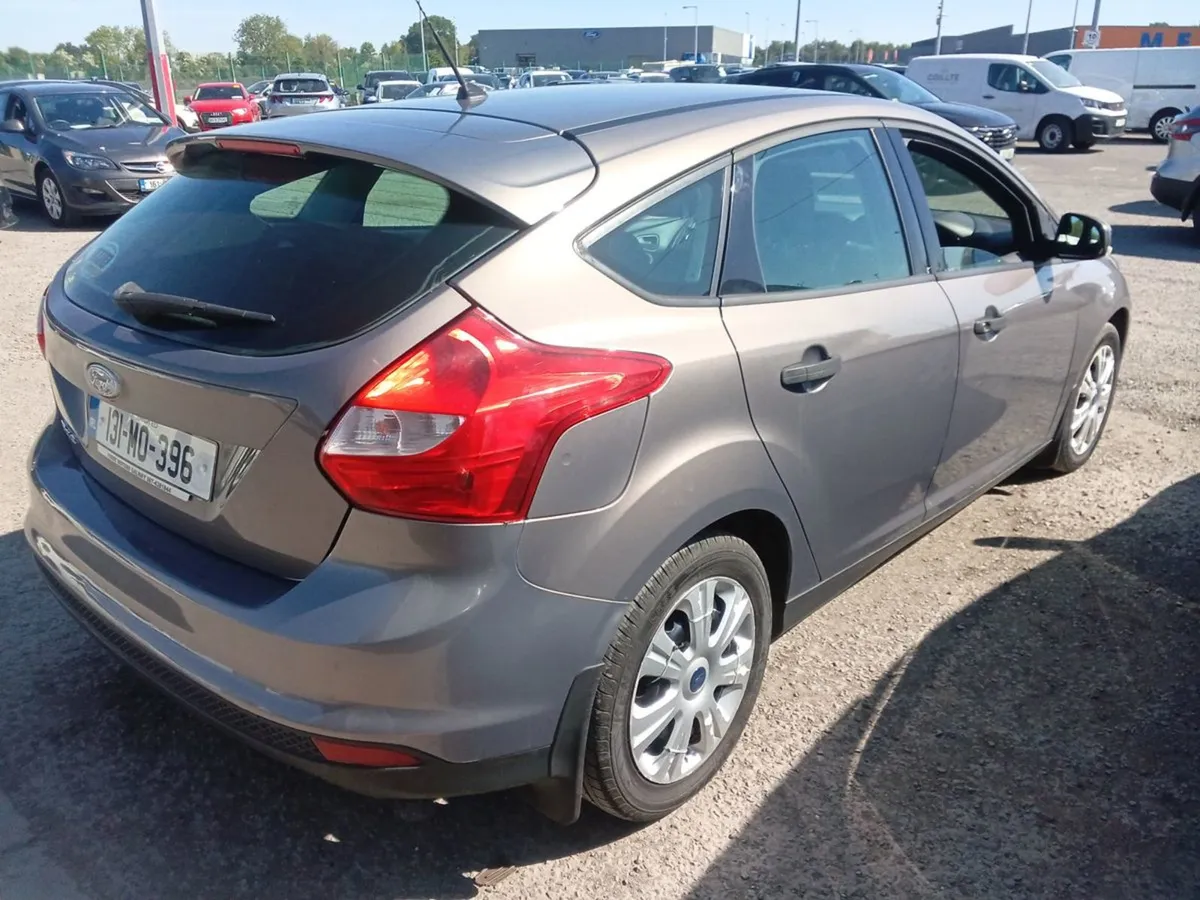 Ford Focus 1.6 85ps M5 FWD - Image 4
