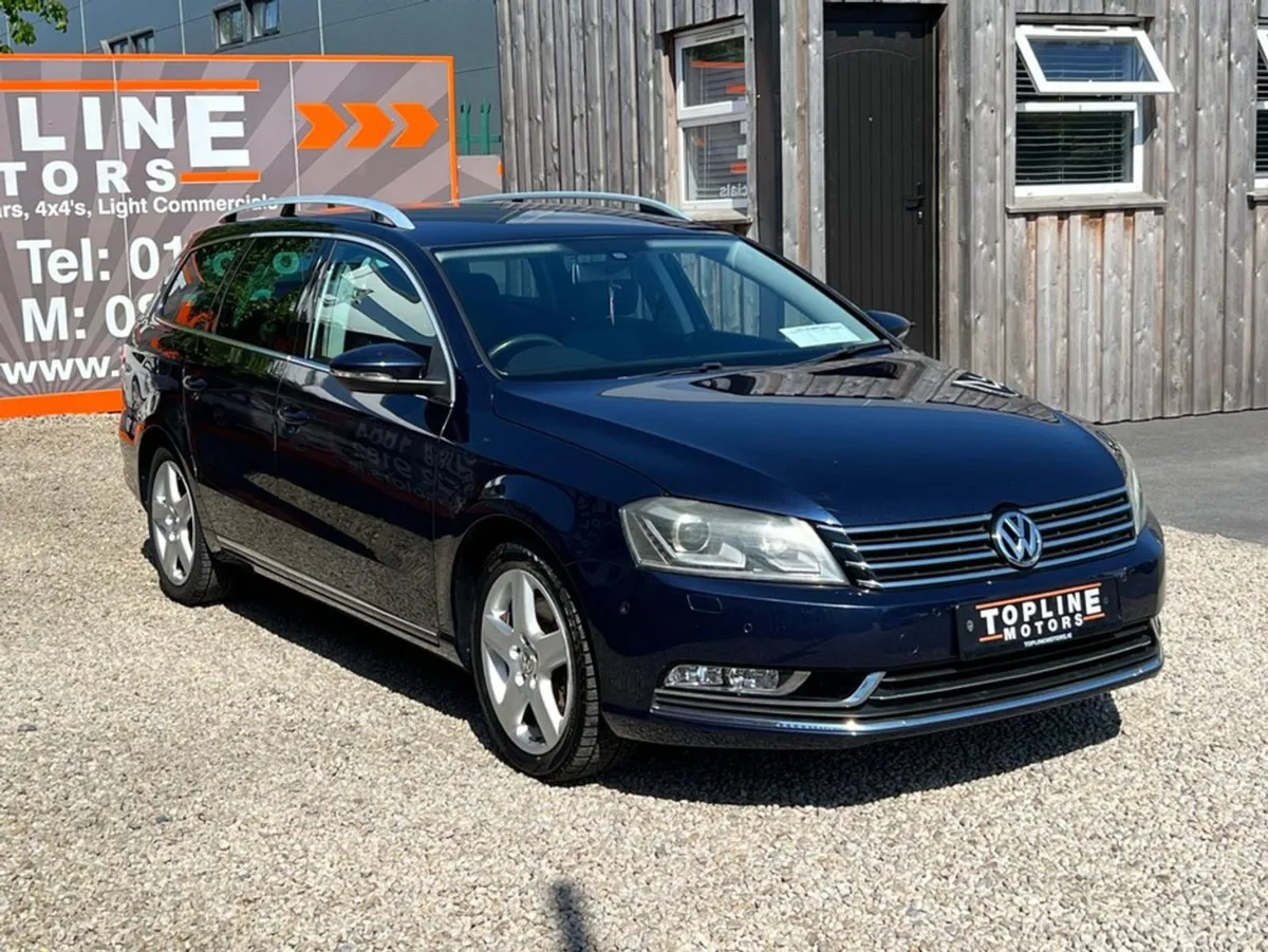 Volkswagen Passat  auto//full Black Leather//low - Image 4