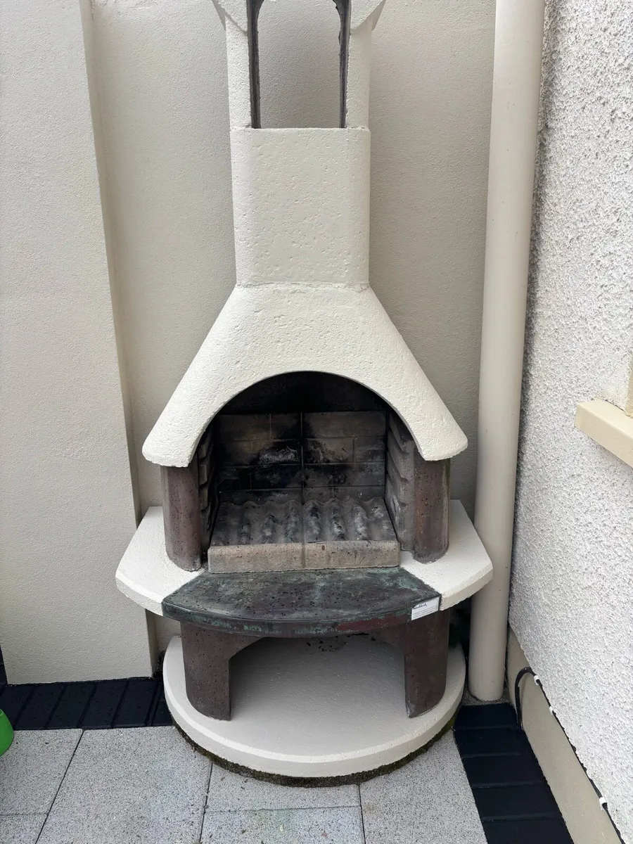Buschbeck BBQ\Fireplace - Image 2