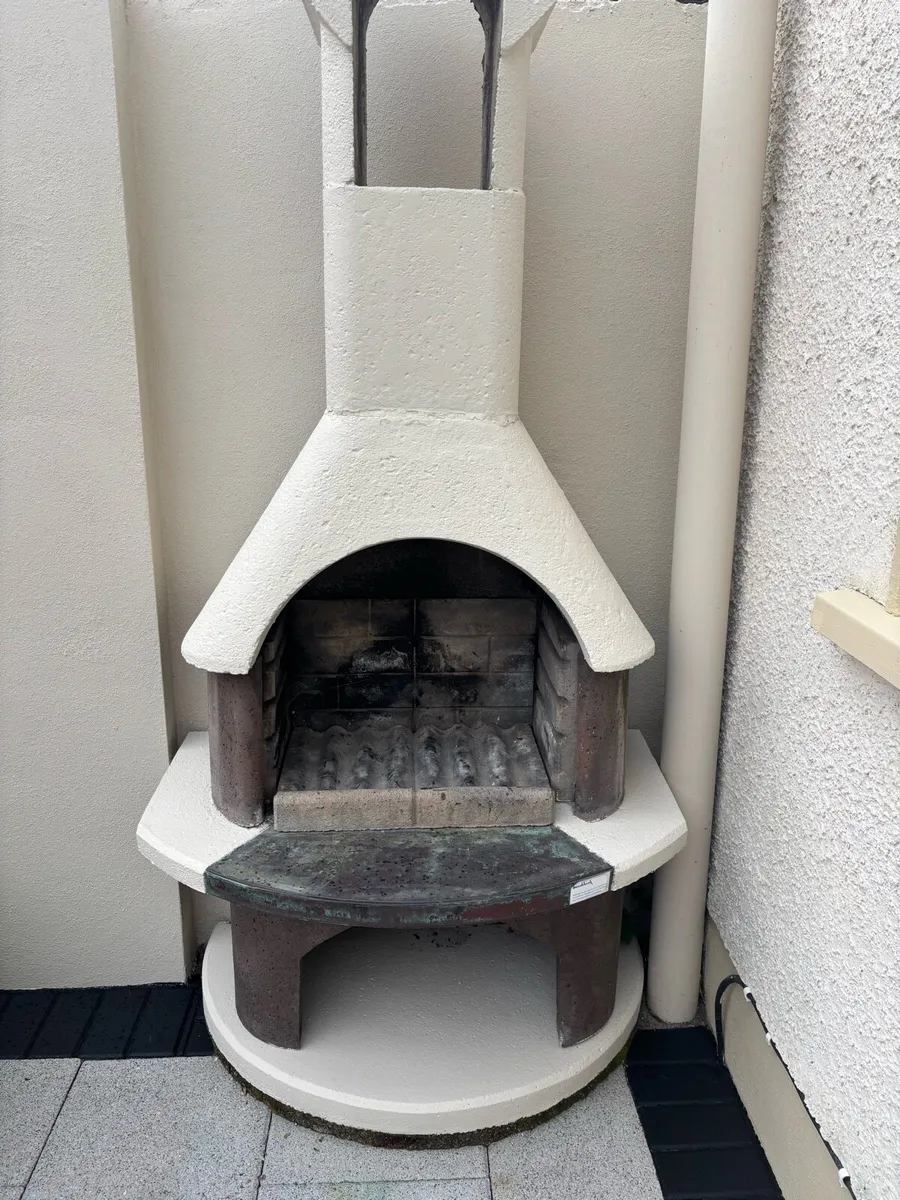 Buschbeck BBQ\Fireplace - Image 3