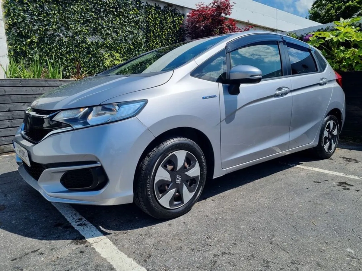 Honda Jazz 1.5 Hybrid / GP5 Safety Pack 1 / Tax - Image 2