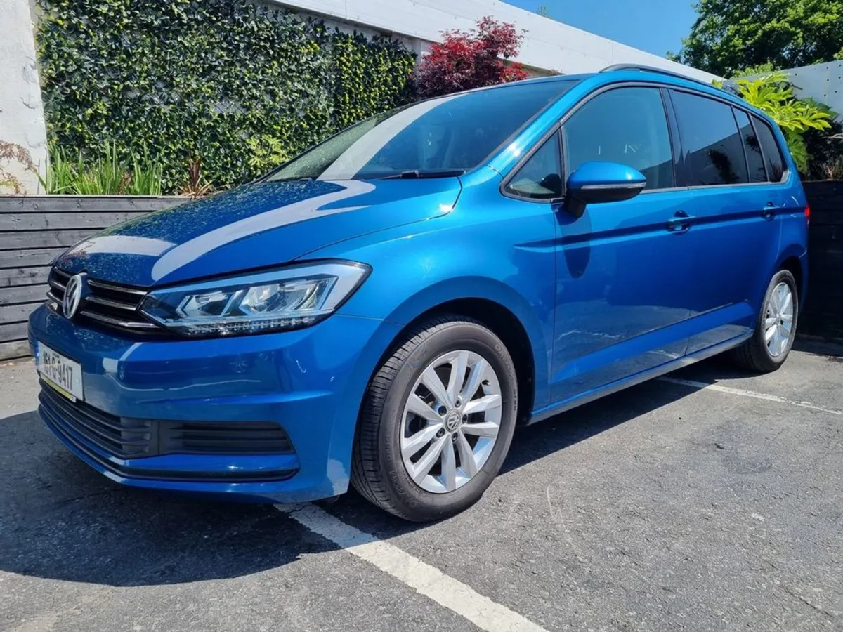 Volkswagen Touran 1.4 TSI Auto 7 Seater / Comfort - Image 1