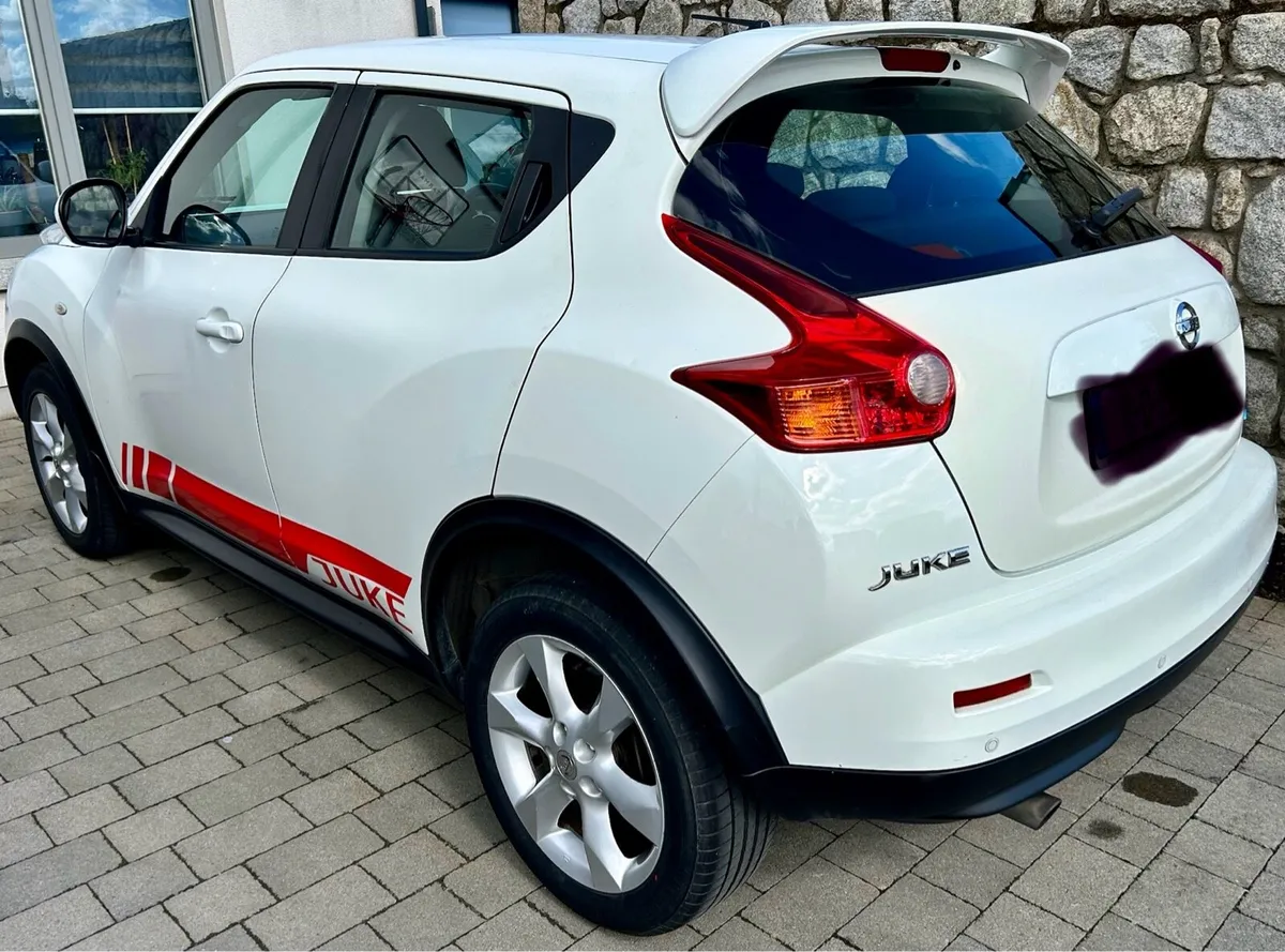 Nissan Juke 1.6 SV - Image 2