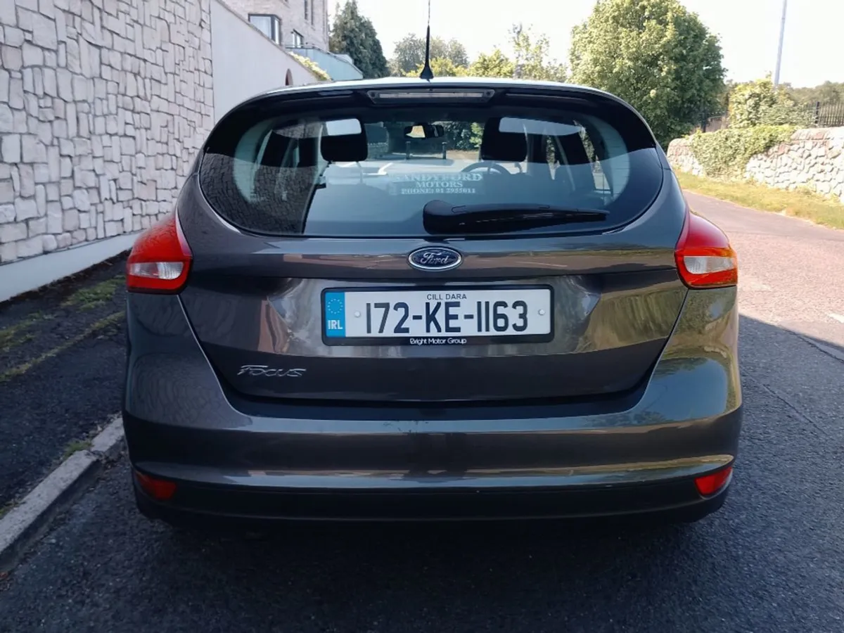 Ford Focus 5DR 1.5td 95ps 6spd 4DR - Image 4