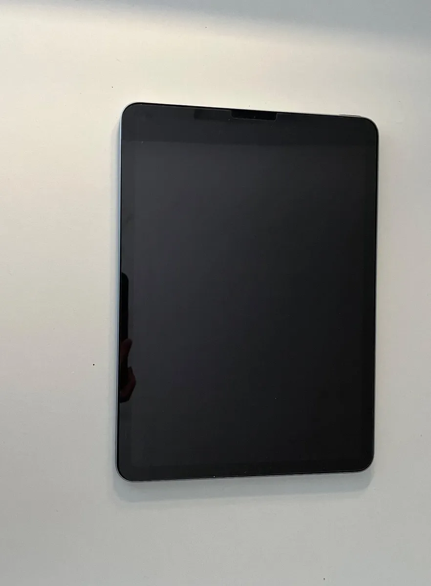 iPad - Image 2