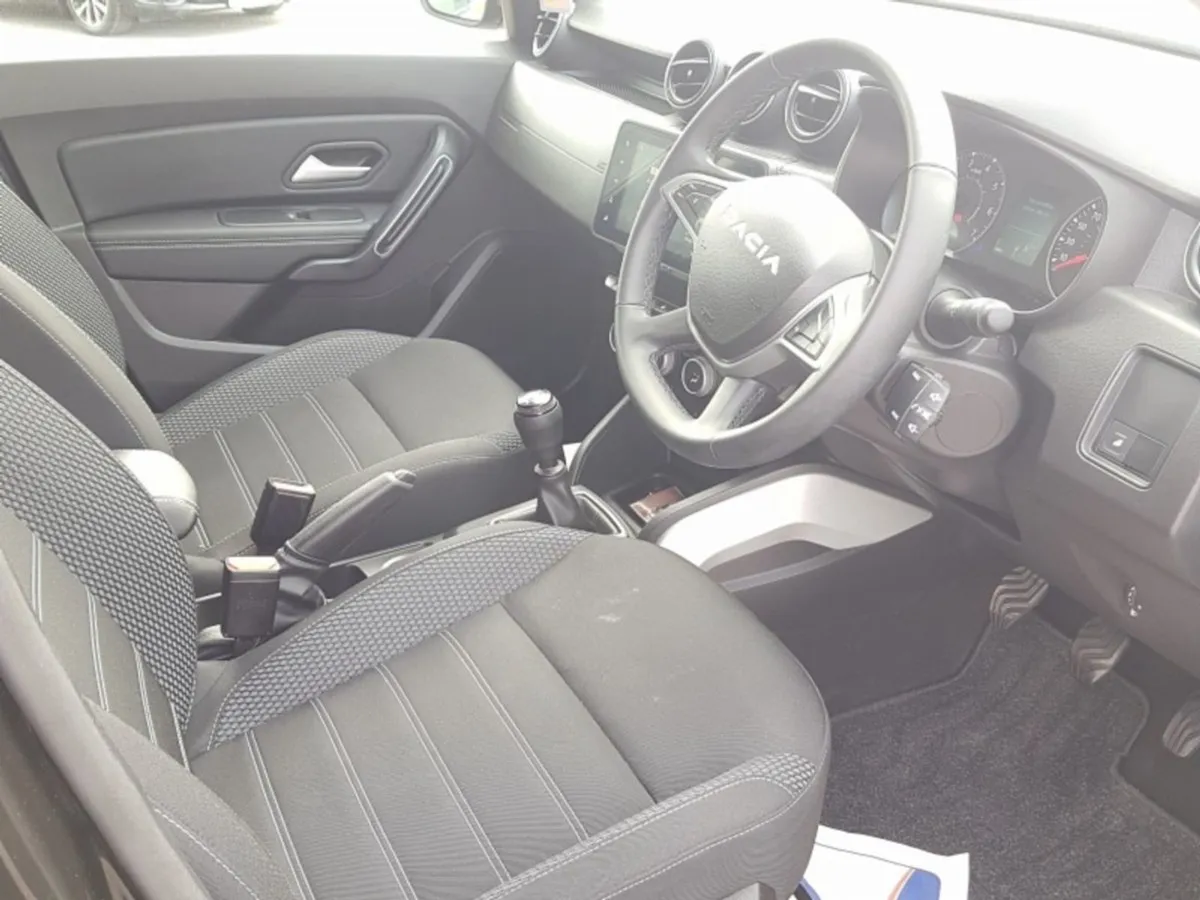 Dacia Duster 1.5 Blue dCi 115 Journey - Image 3