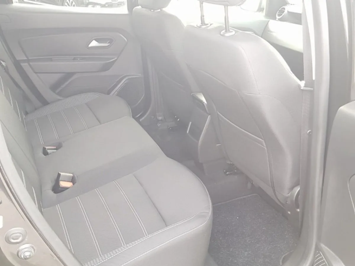 Dacia Duster 1.5 Blue dCi 115 Journey - Image 4