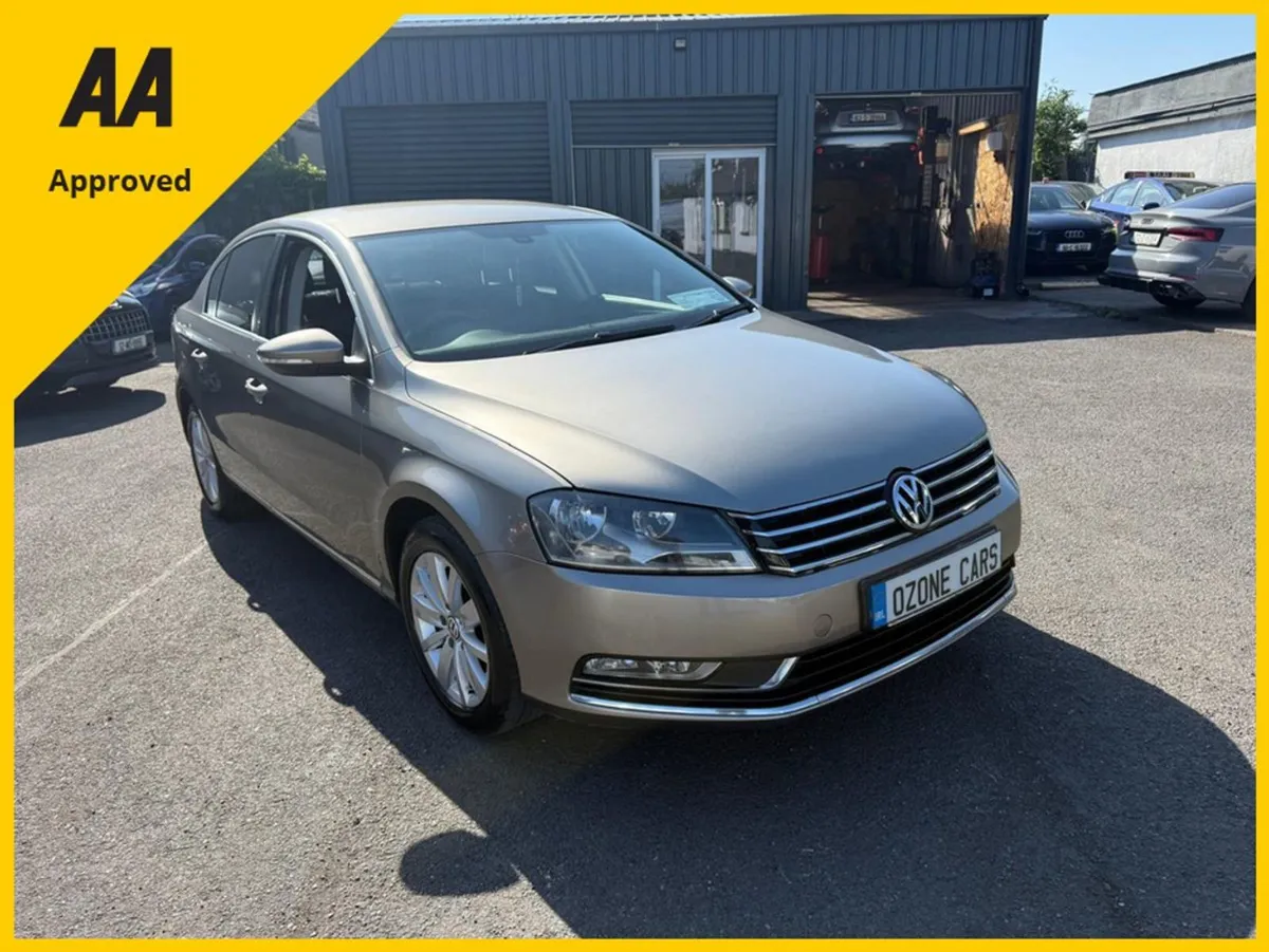 Volkswagen Passat CL 1.6 TDI Manual 6speed FWD Bl - Image 3
