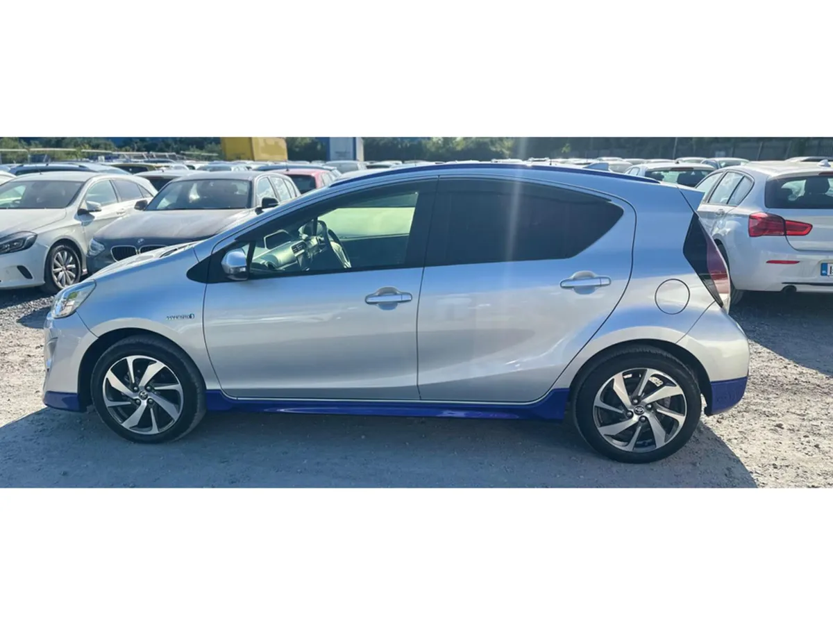 Toyota Aqua 1.5 PETROL HYBRID LOW MILEAGE  (7155) - Image 4