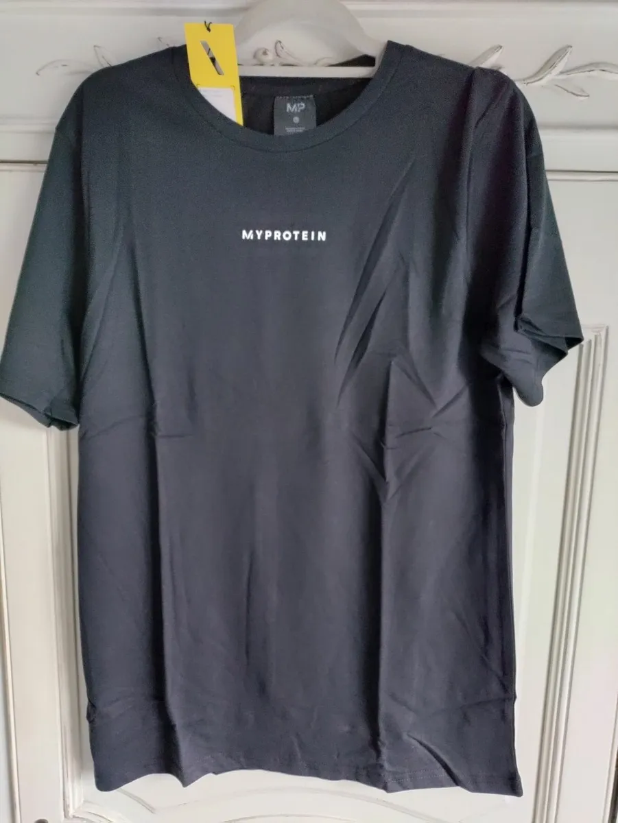 MyProtein Friday Essential L New - Image 3