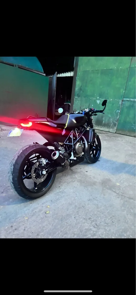 Husqvarna Vitplien 701 - Image 4