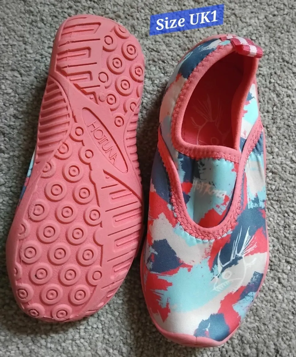 Swim Shoes. Size C13 & UK1 - Image 2