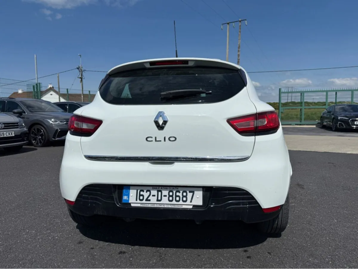 Renault Clio IV Dynamique NAV 1.2 Petr 4DR - Image 3