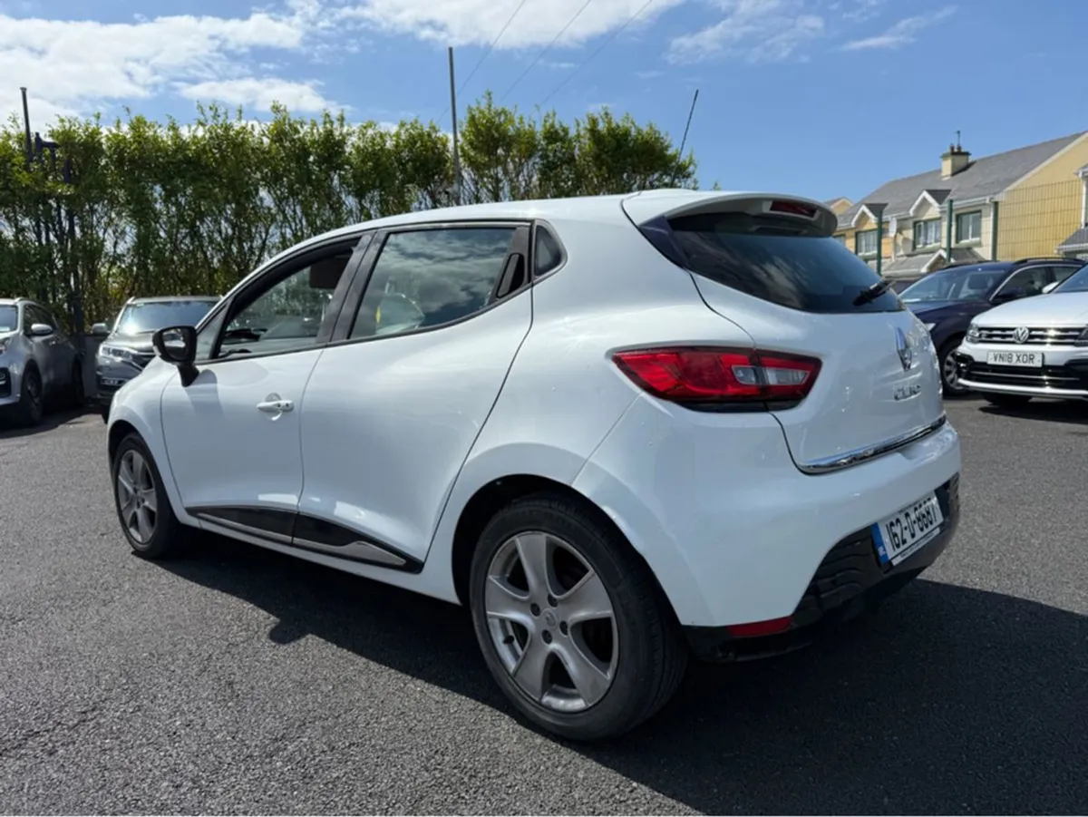 Renault Clio IV Dynamique NAV 1.2 Petr 4DR - Image 4