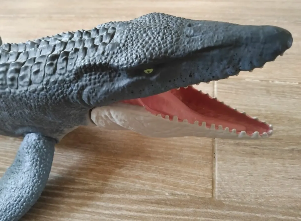 Jurassic World Large Mosasaurus - Image 1