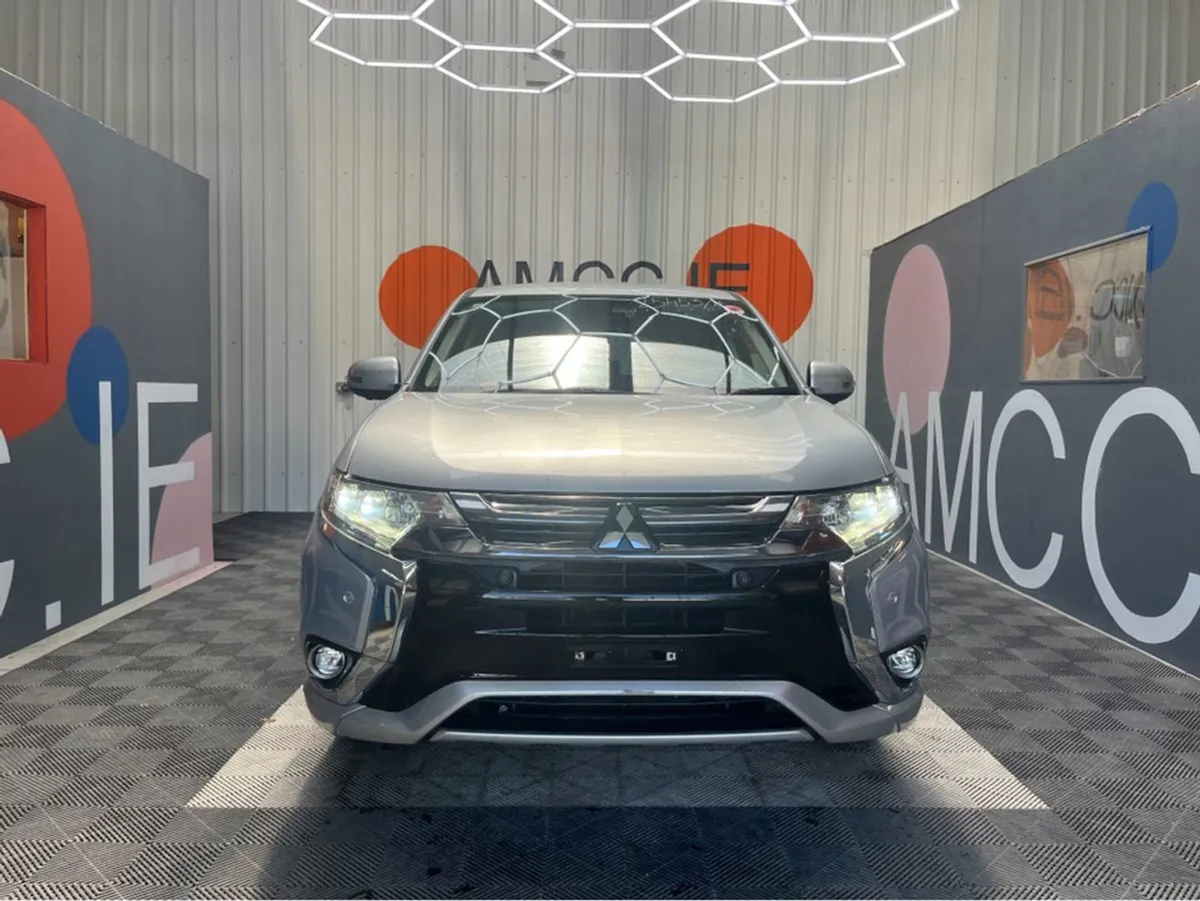Mitsubishi Outlander 2.0 Hyrbid / 83k KMs / Heate - Image 2