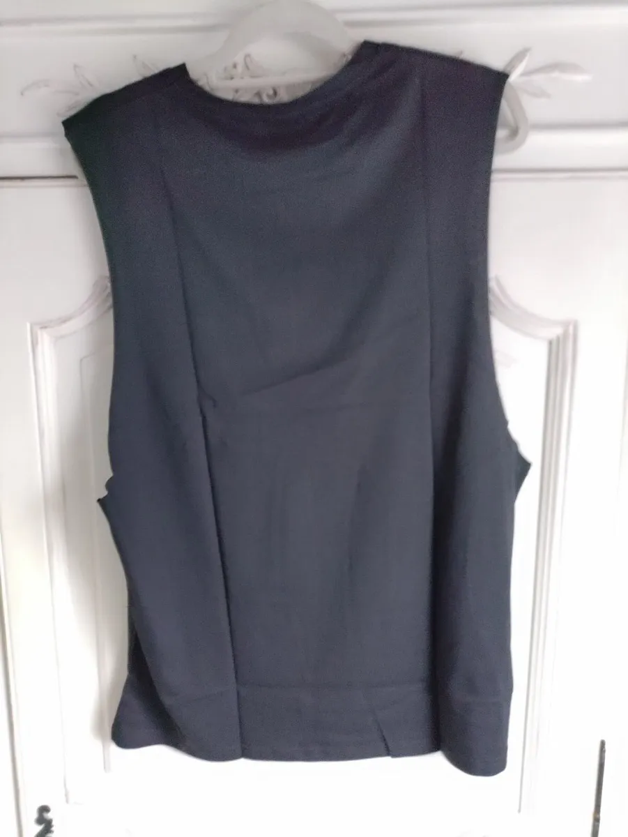 MyProtein Adapt Camo Tank x2 L New - Image 3