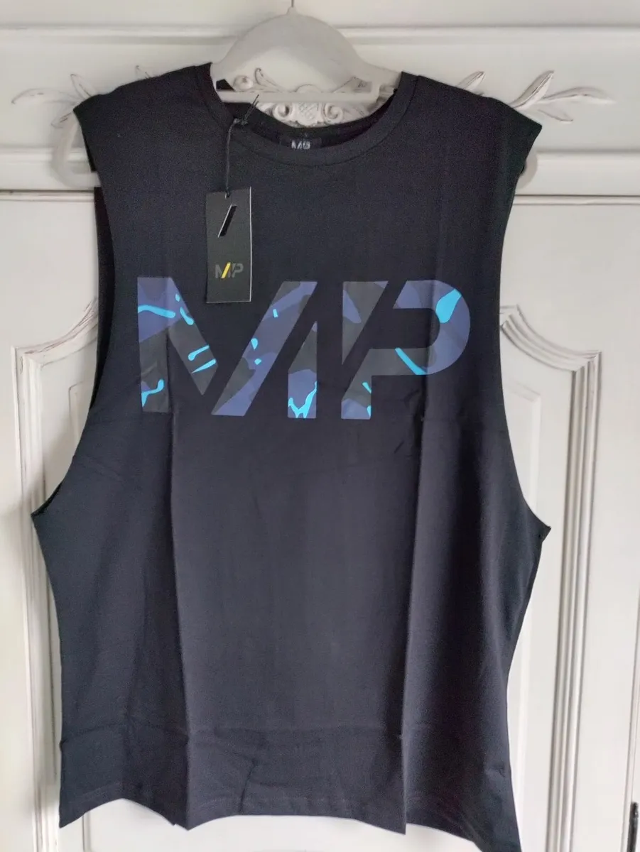 MyProtein Adapt Camo Tank x2 L New - Image 1