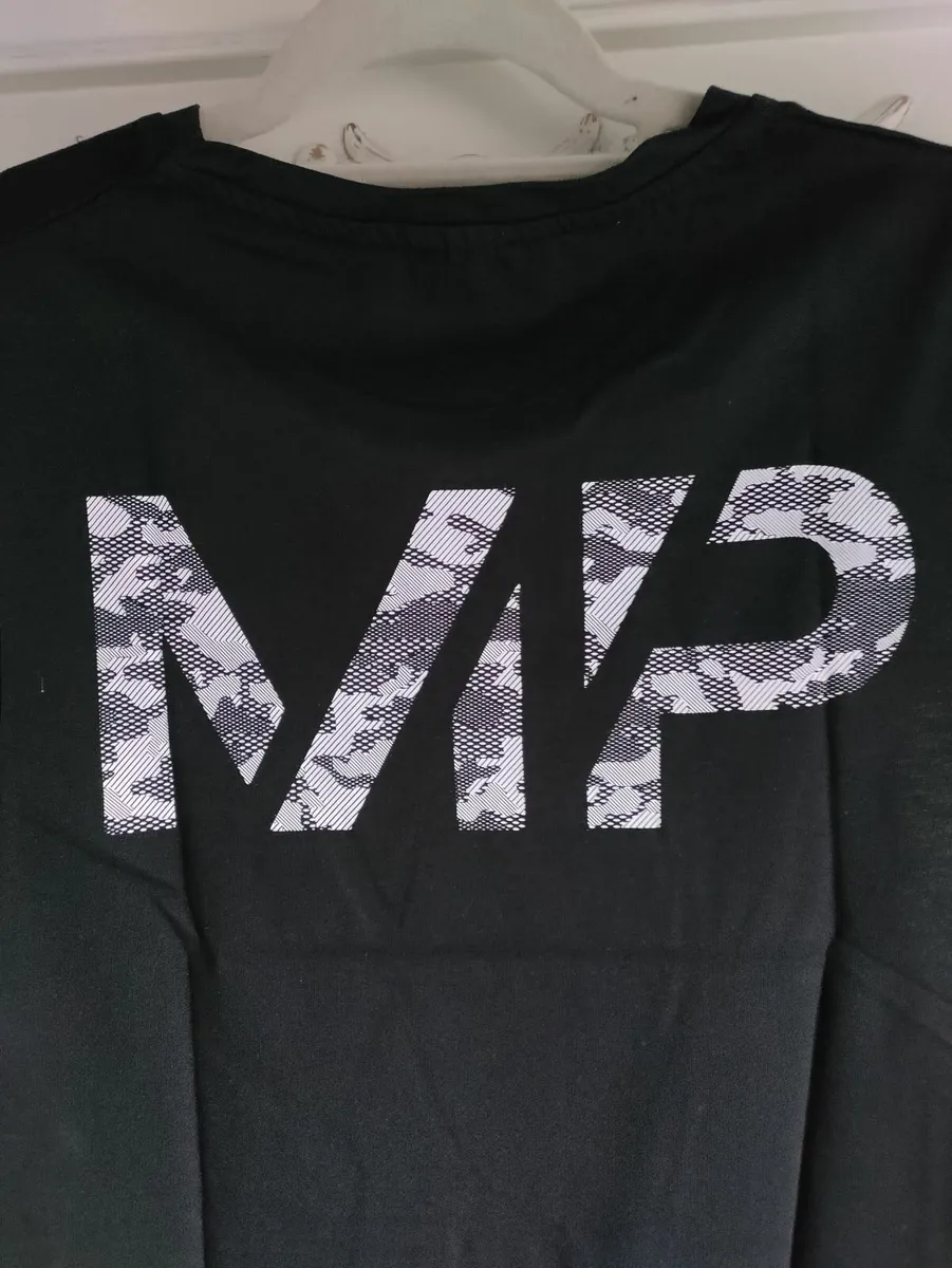 MyProtein Geo Camo Tank top x2 L New - Image 4