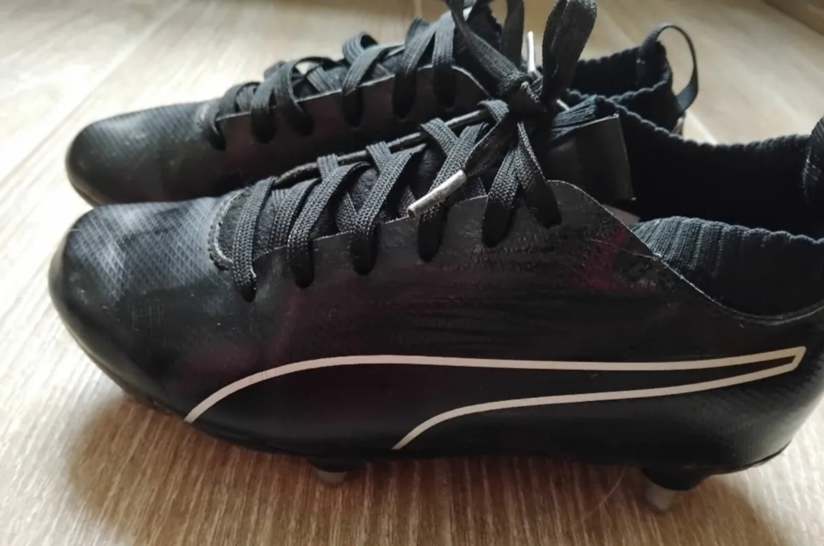 Black Puma Football Boots, Size UK3 - Image 2