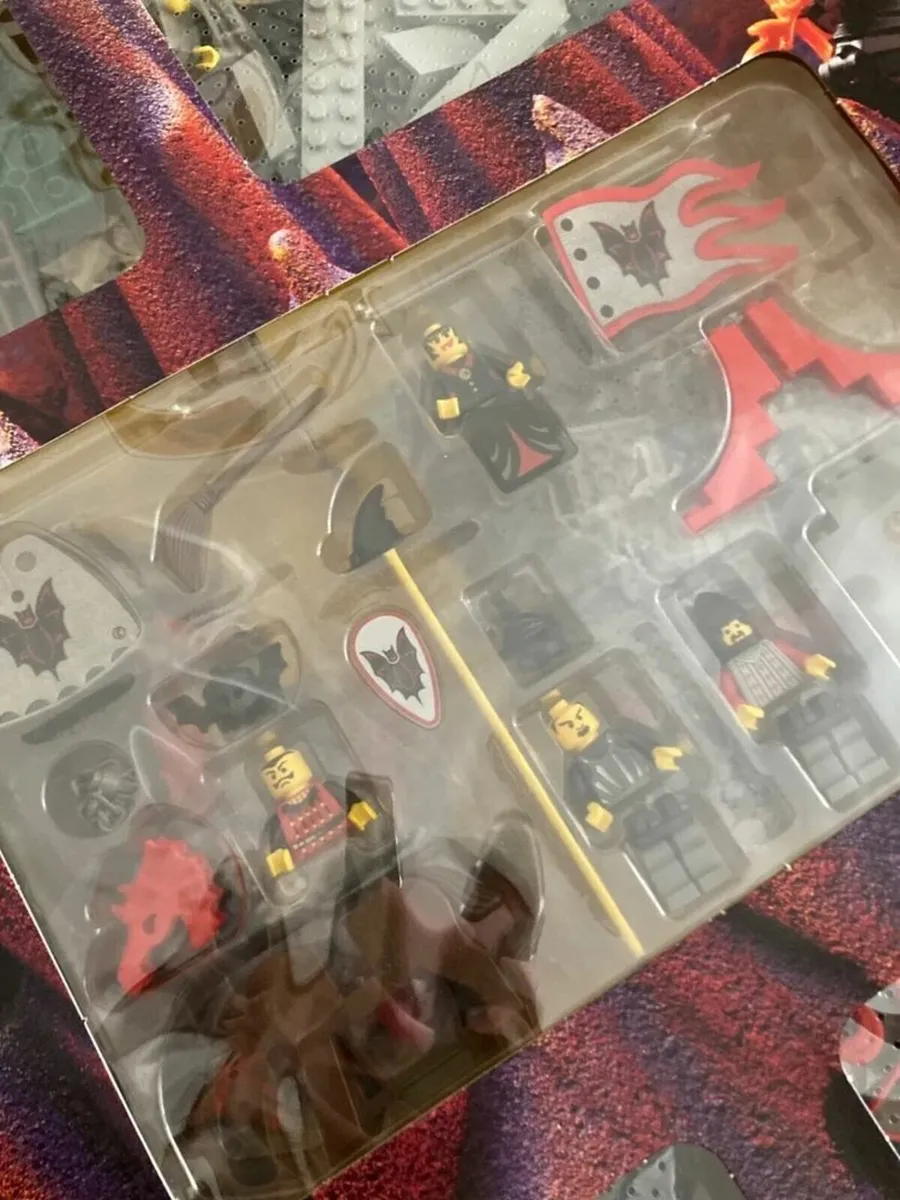 LEGO 6097 Night Lord's Castle Knights Castle Castl - Image 3