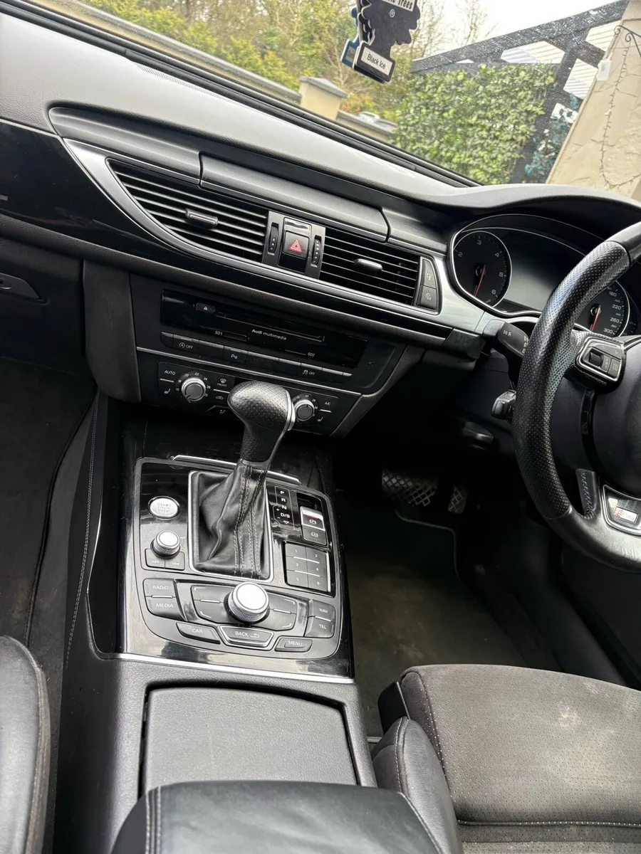 Audi A6 S-Line Black Editon - Image 3
