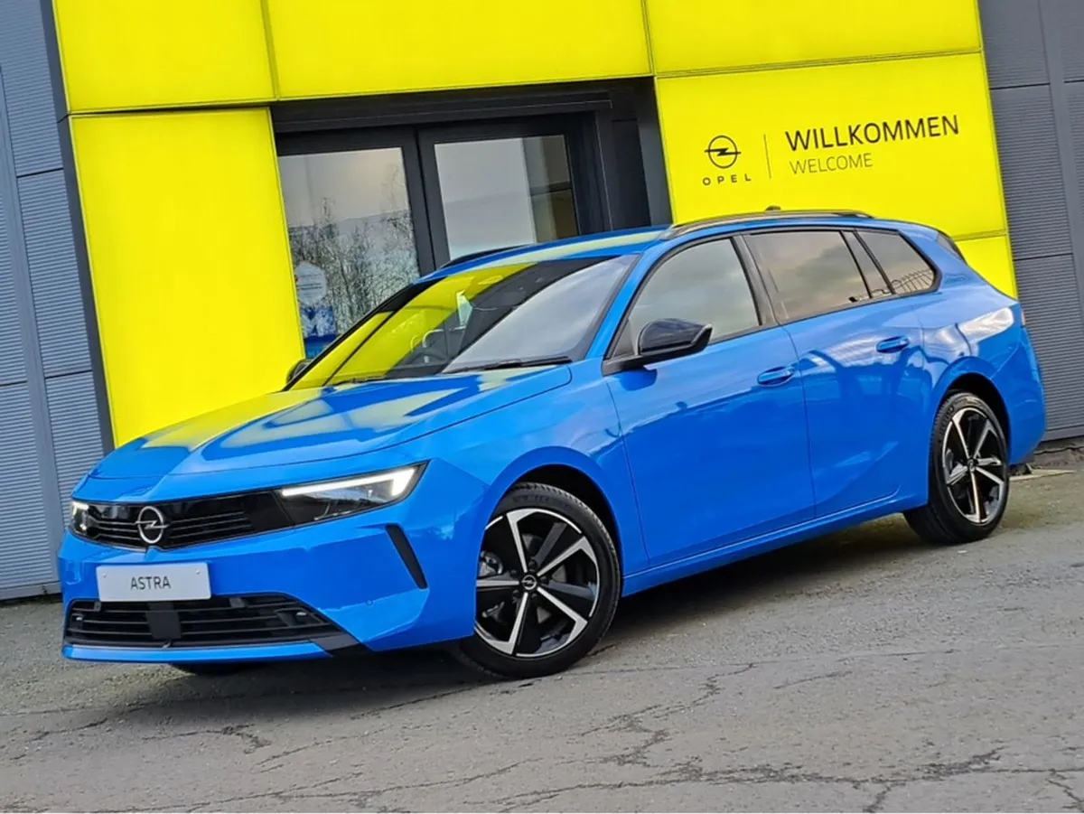 Opel Astra Elegance 1.5td 130BHP Tourer 8 Speed A - Image 1