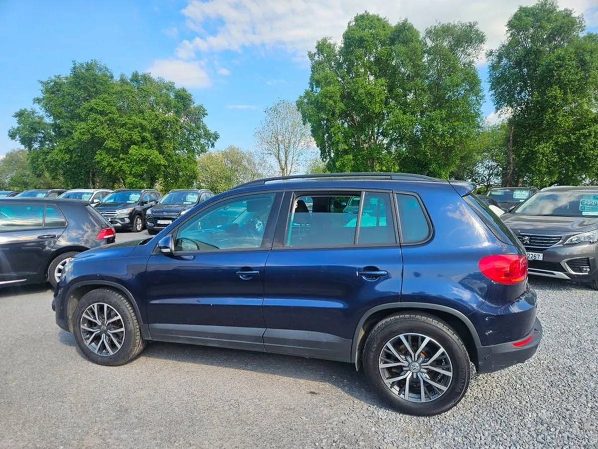 Volkswagen Tiguan LL 2.0tdi M6F 110HP 5DR - Image 2