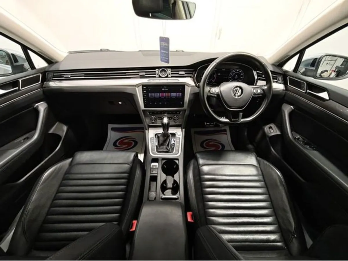 Volkswagen Passat Alltrack 2.0 TDI 4 Motion Autom - Image 2