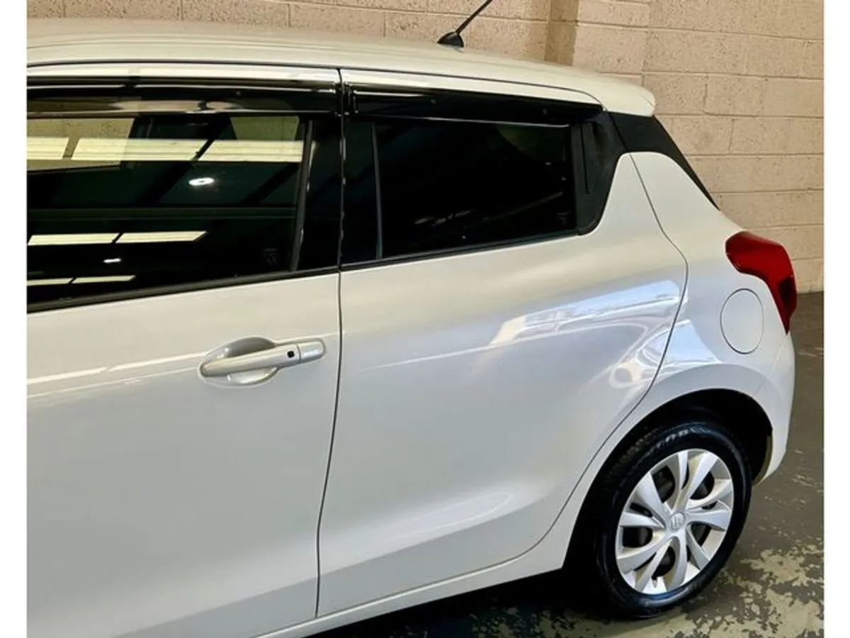 Suzuki Swift 1.2 XG - Image 2