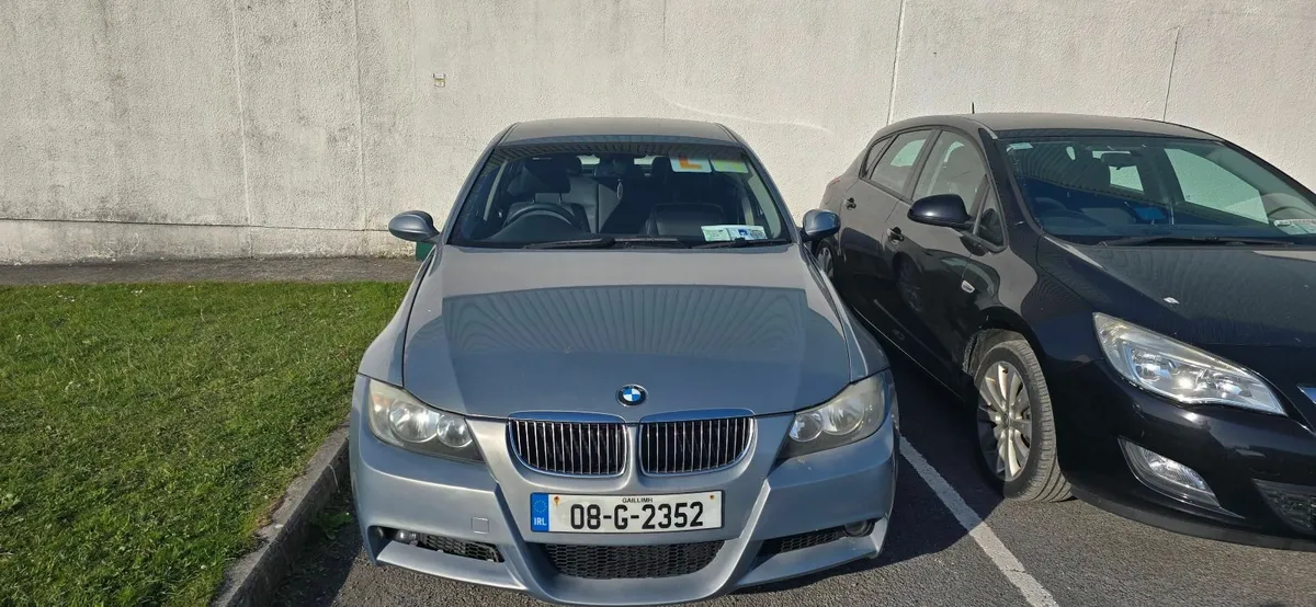 BMW E90 318I ES - Image 1