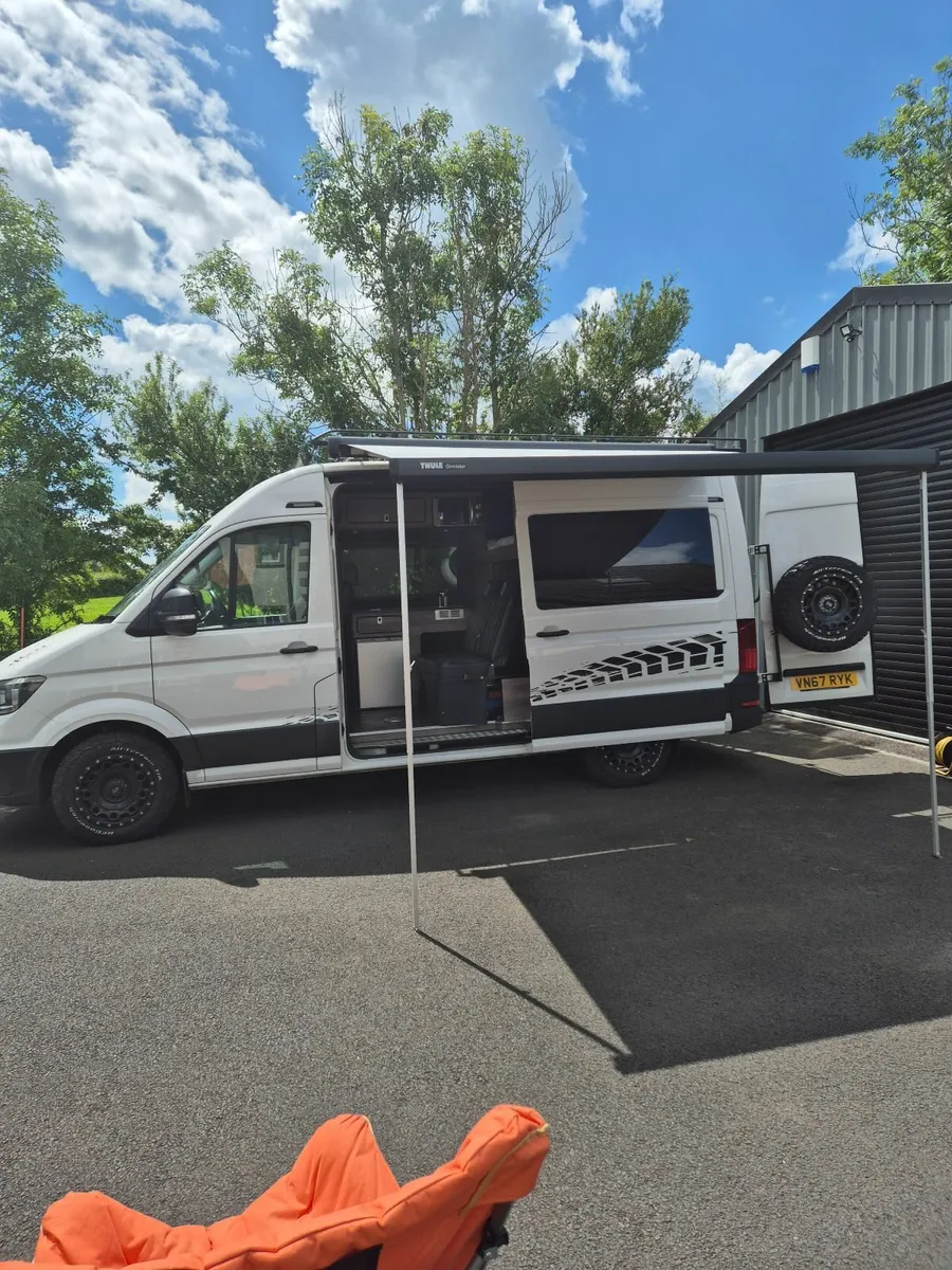 Motorhome Camper - Image 1