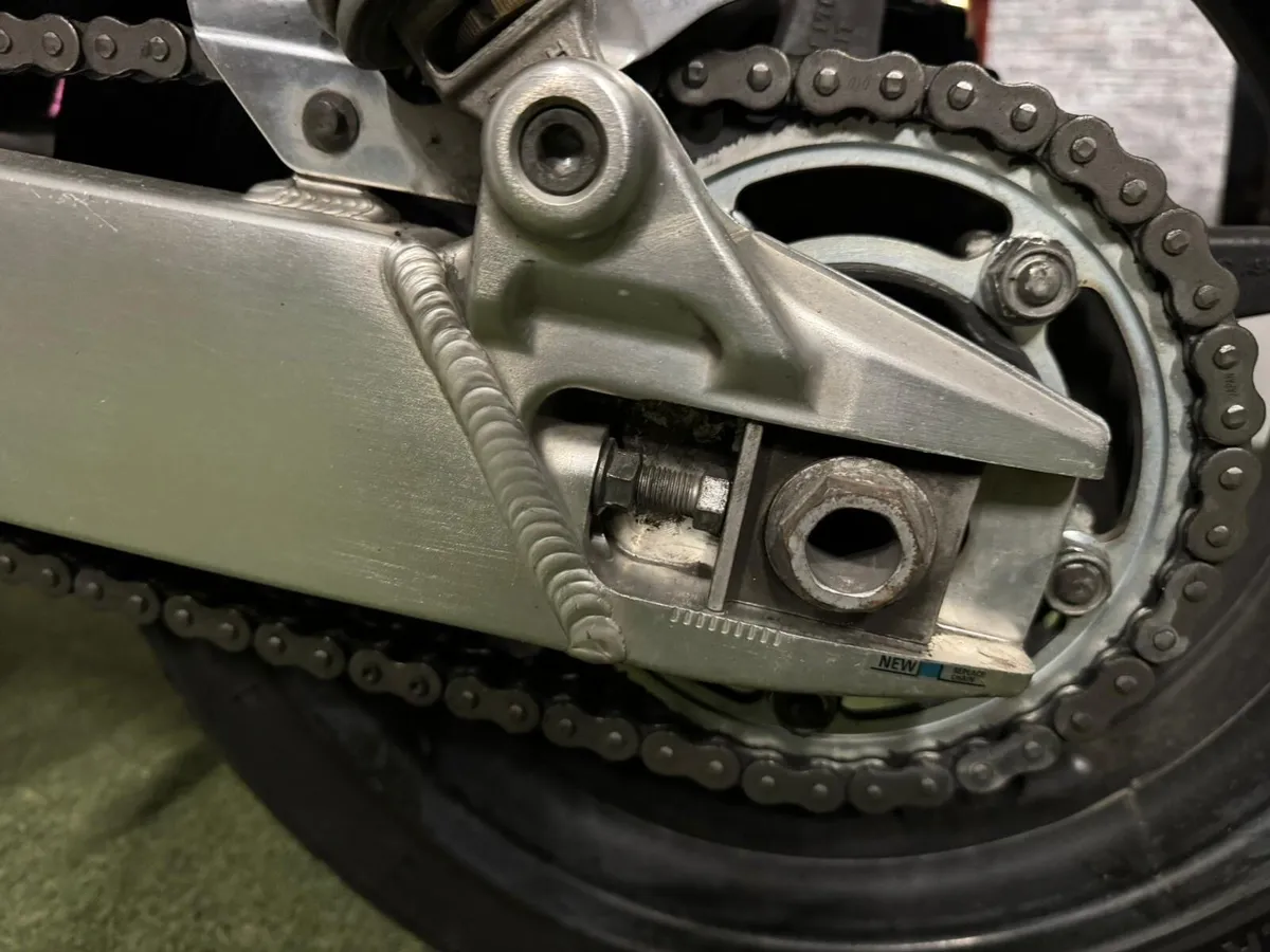 Honda cb1300 , yamaha tr1 , cb900 vf1000 - Image 3