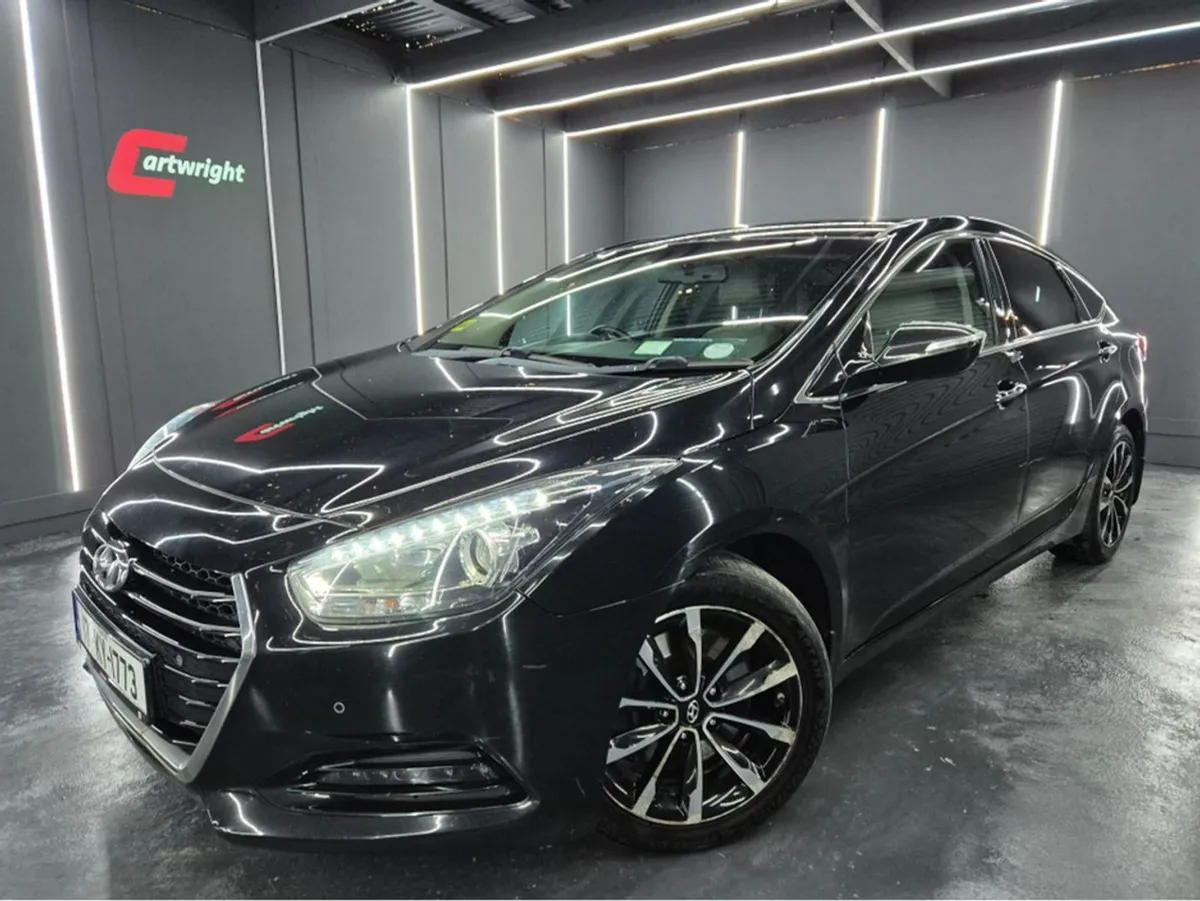Hyundai i40 Salon Executive Plus Auto - Image 2