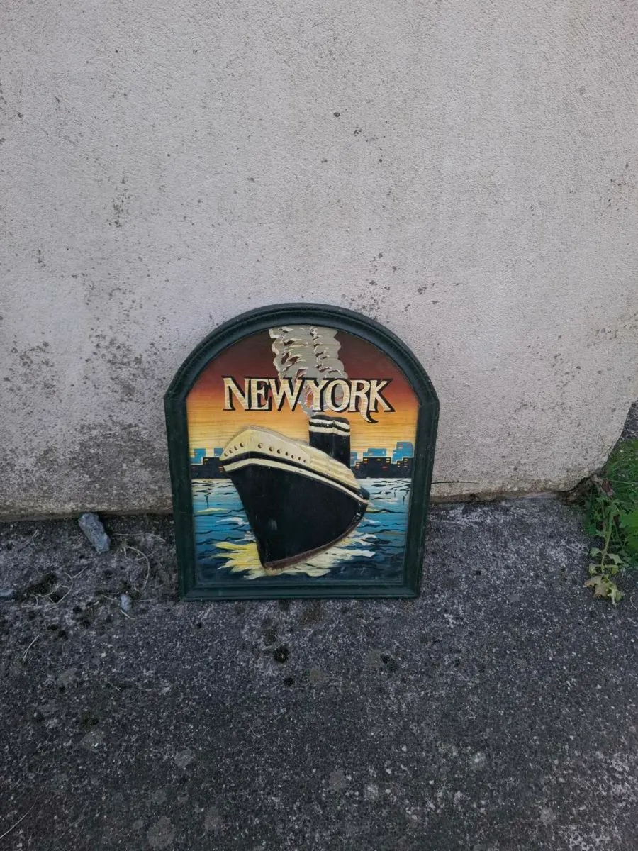 Nw york wood frame