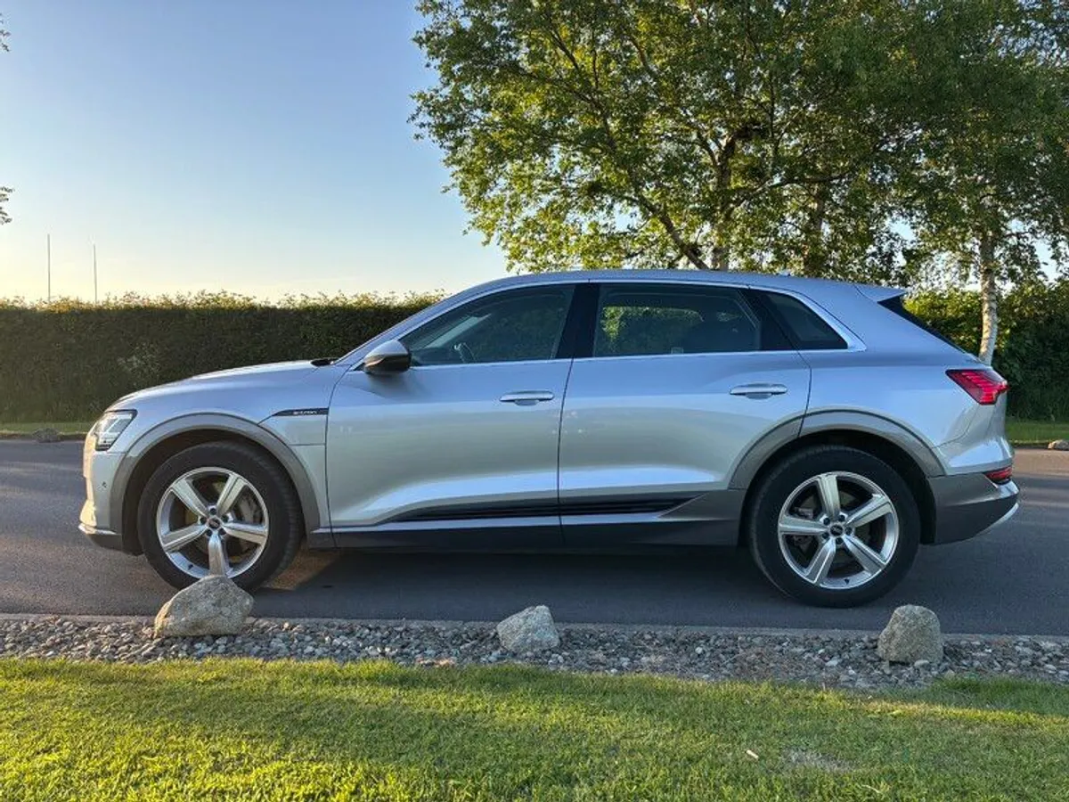 2021 Audi E-Tron - Image 1