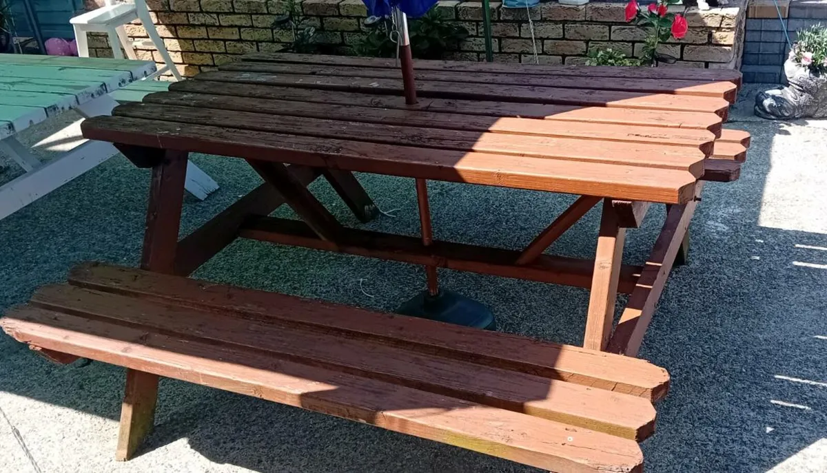 PICNIC TABLE - Image 3