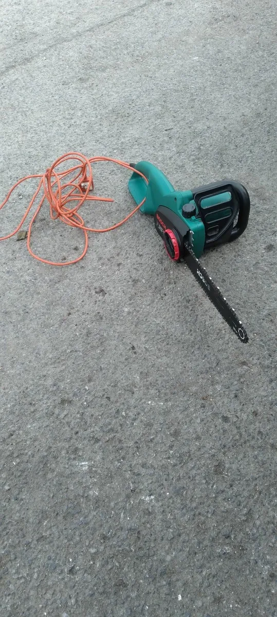 Bosch 35_17s electric chainsaw piece too sell - Image 4